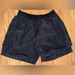 Adidas Originals Black Jacquard Windbreaker Shorts – Men’s Medium